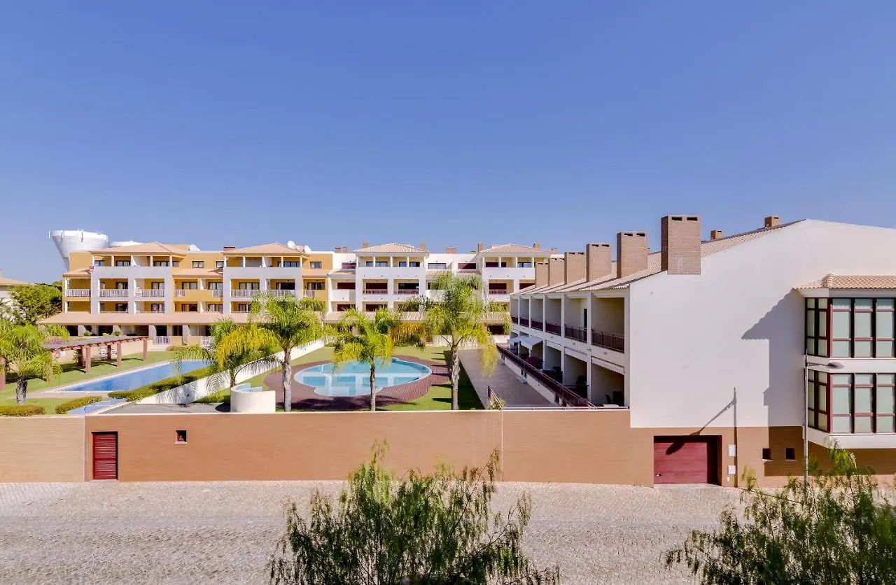 Paraisos Do Pinhal - 2 Bedrooms - Vilamoura 0*,  Portugal